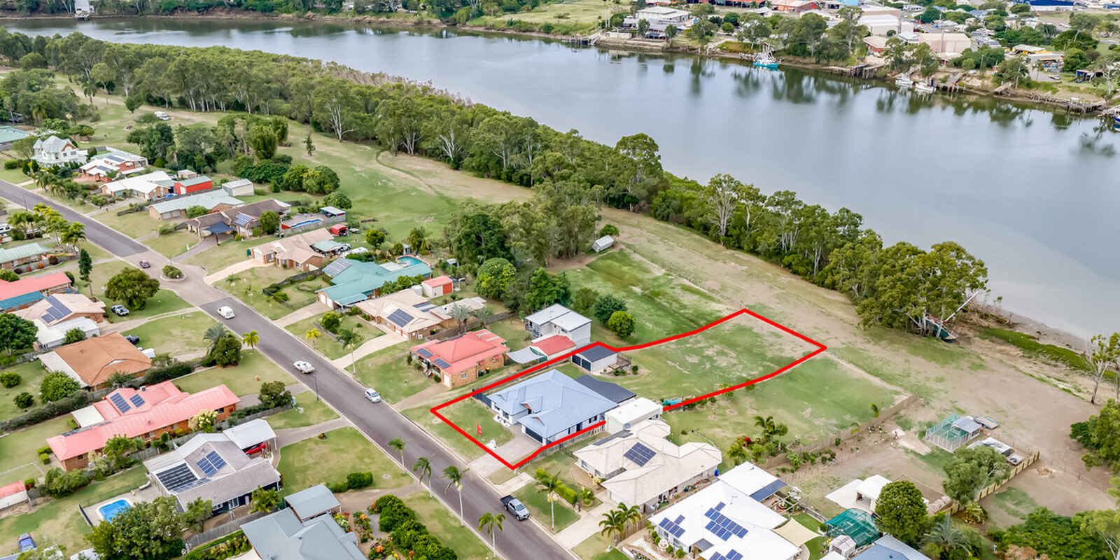 25 Mariners Way Bundaberg North 25 Mariners Way Bundaberg North