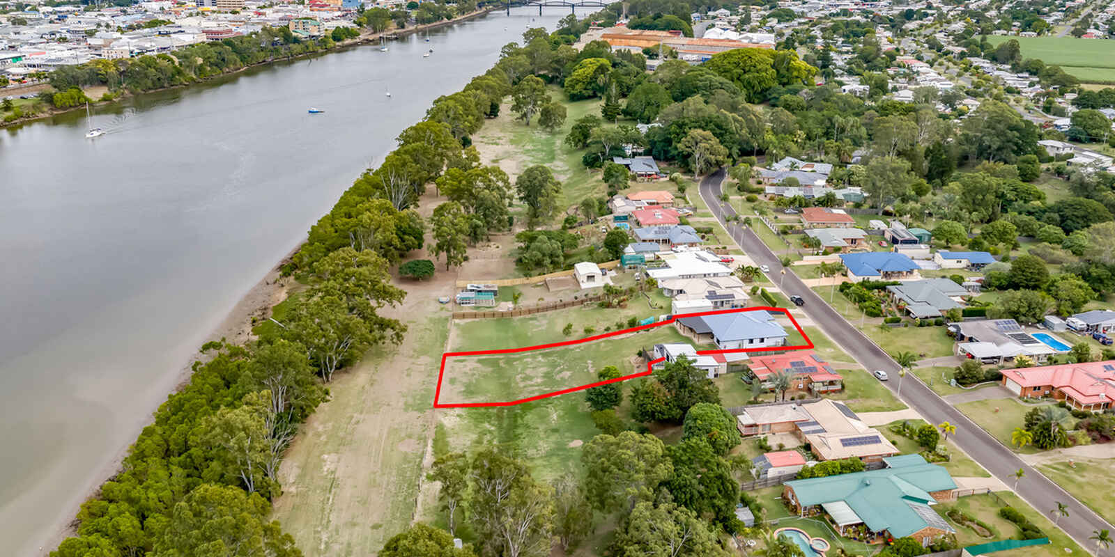 25 Mariners Way Bundaberg North 25 Mariners Way Bundaberg North