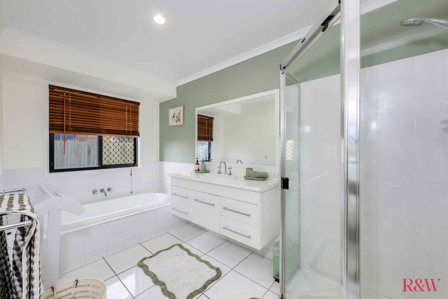 25 Mariners Way Bundaberg North 25 Mariners Way Bundaberg North