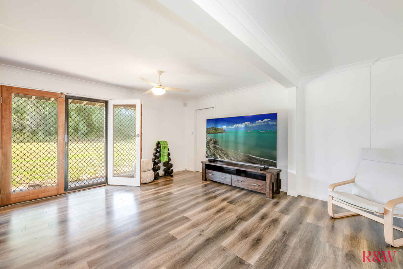 14 Sylvan Drive Moore Park Beach 14 Sylvan Drive Moore Park Beach