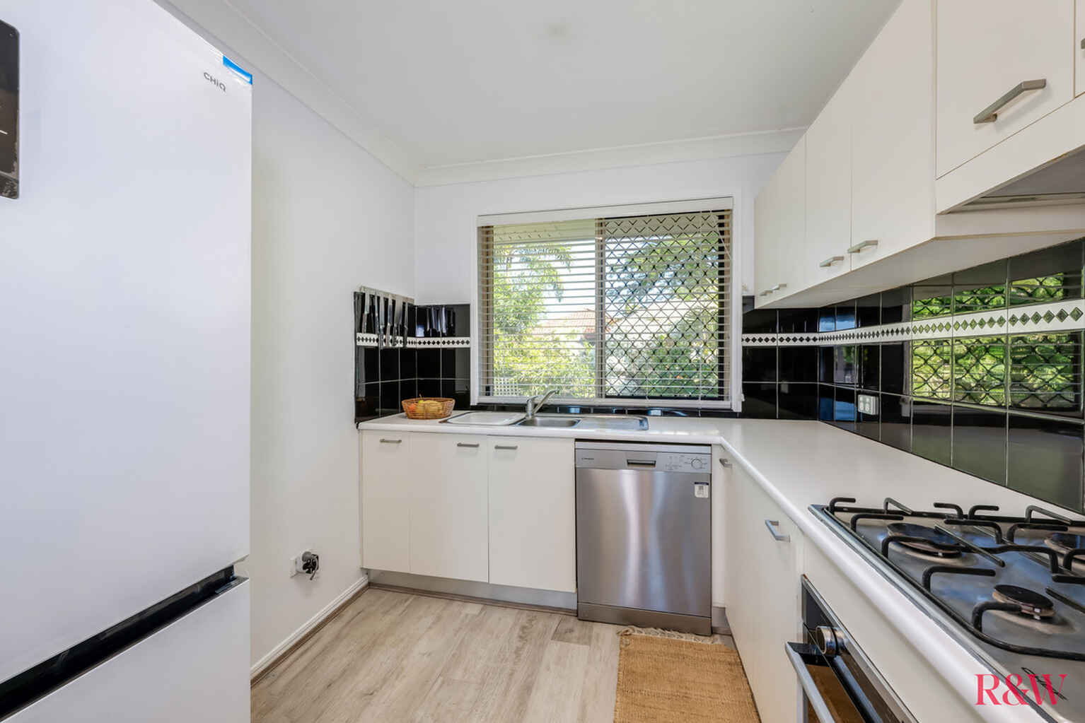 22 Mermaid Drive Innes Park 22 Mermaid Drive Innes Park