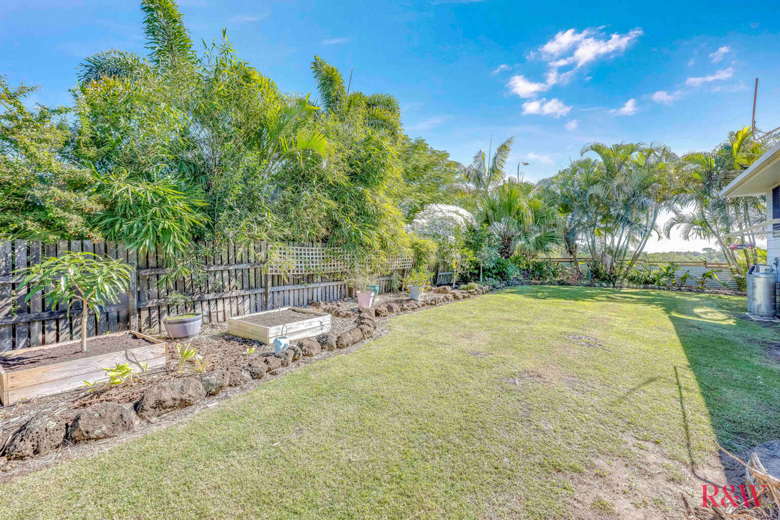 22 Mermaid Drive Innes Park 22 Mermaid Drive Innes Park