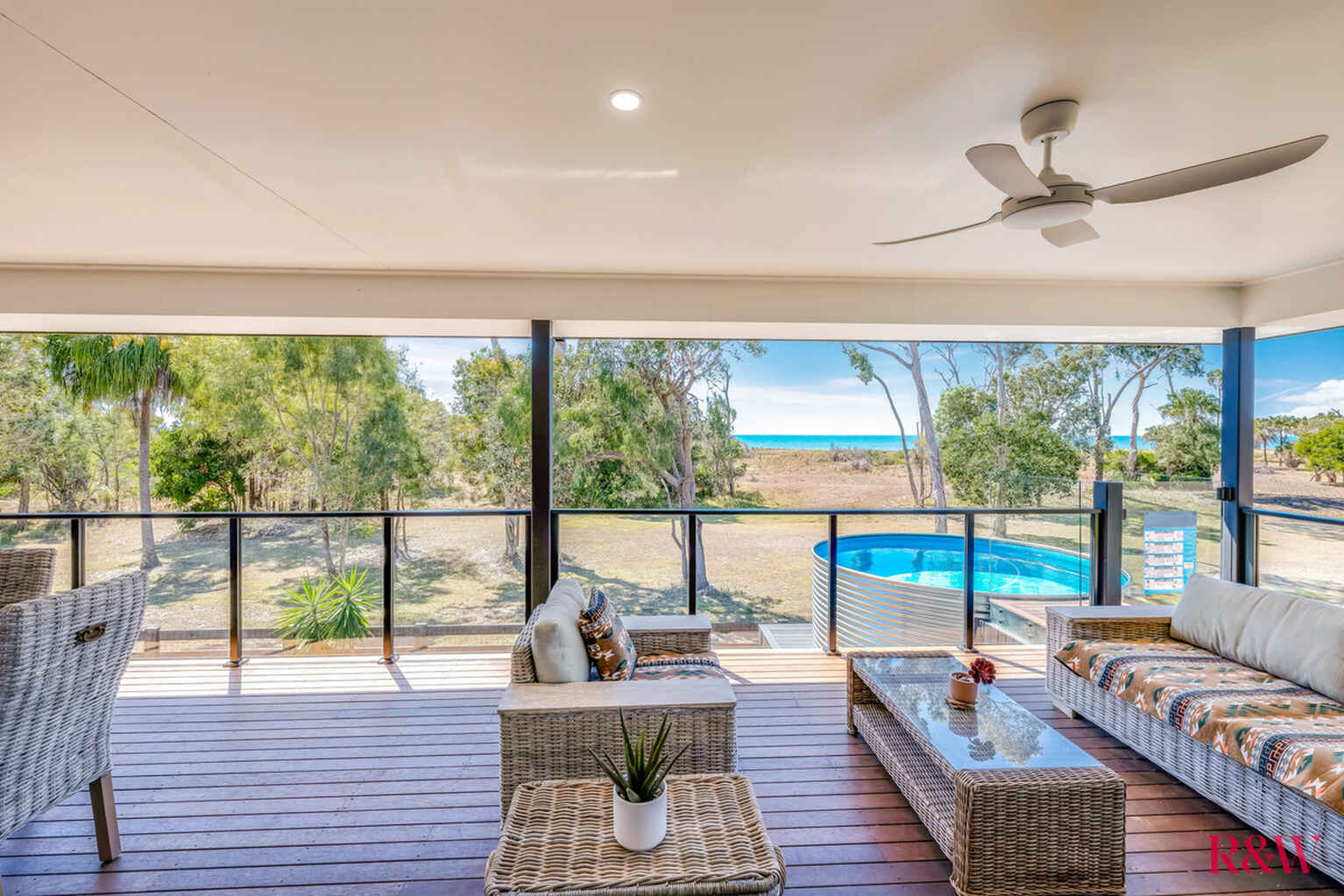 262 Sylvan Drive Moore Park Beach