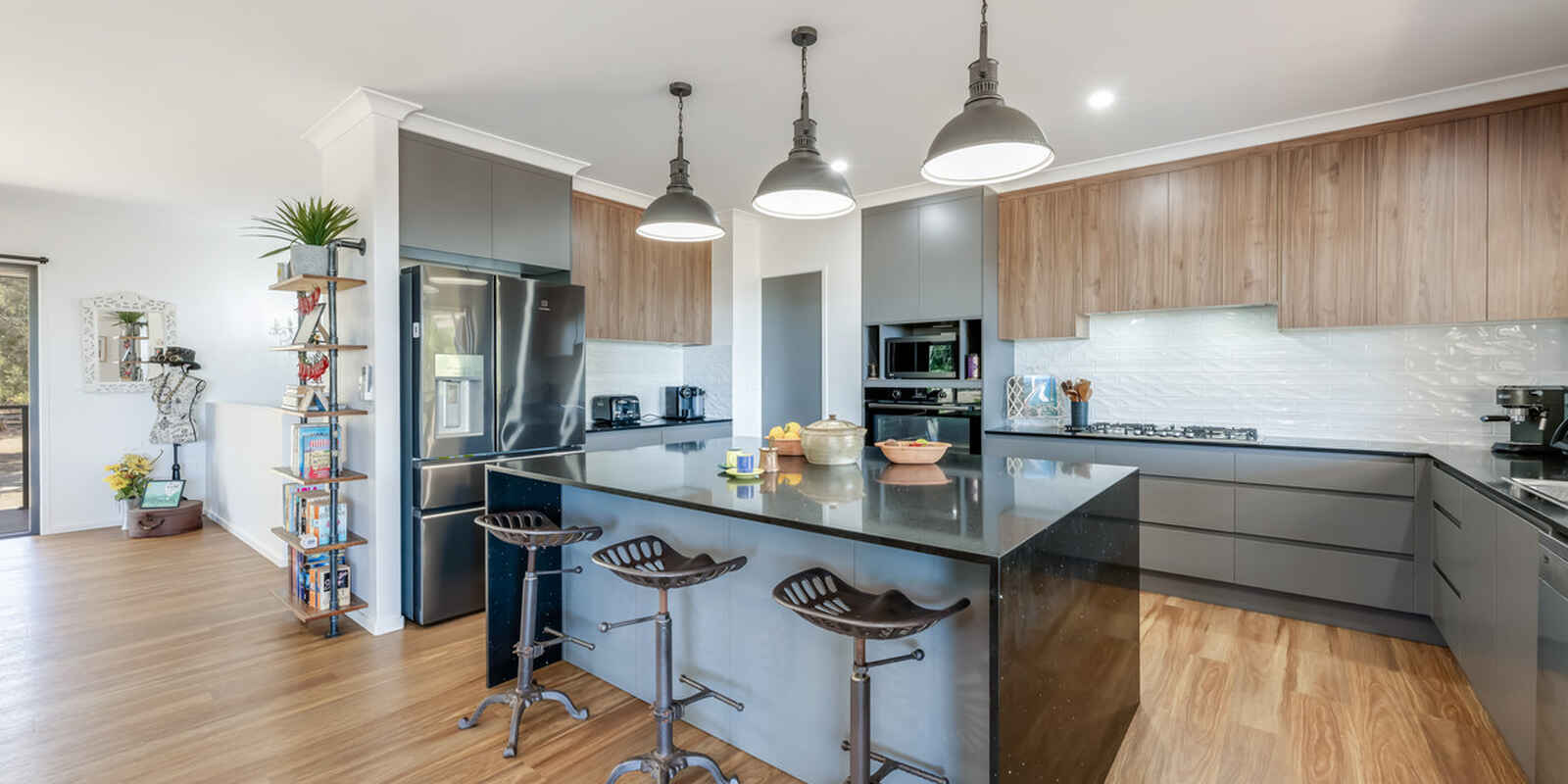 262 Sylvan Drive Moore Park Beach