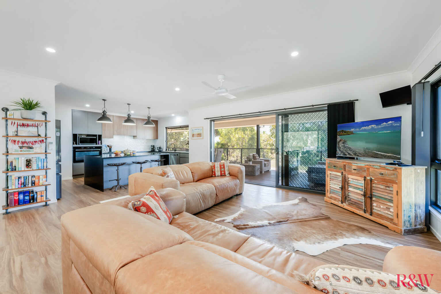 262 Sylvan Drive Moore Park Beach
