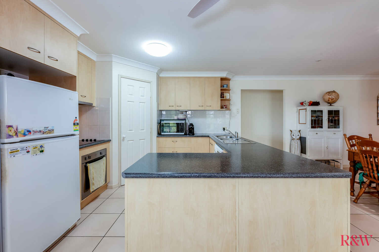 24 Solander Street Bargara 24 Solander Street Bargara