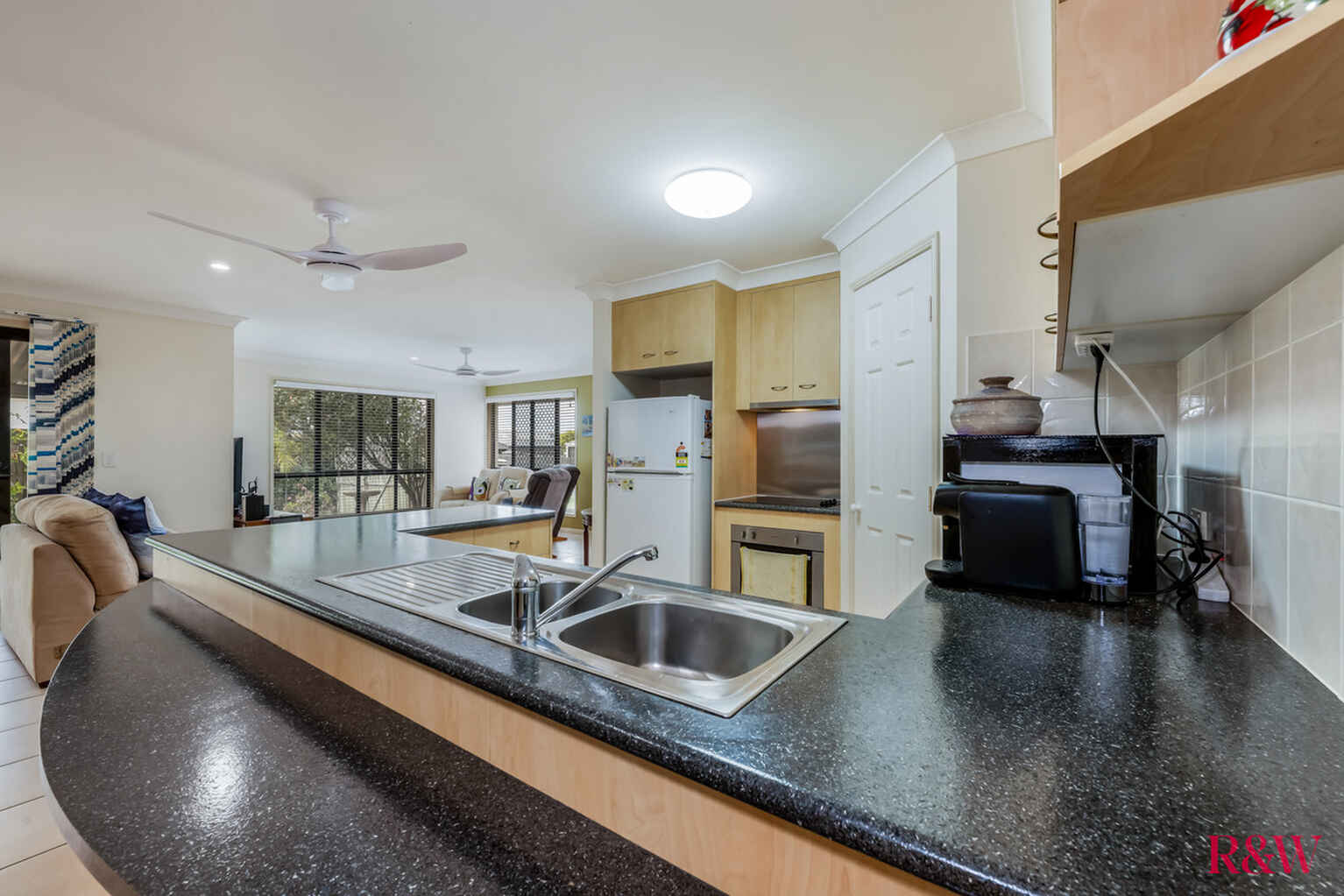 24 Solander Street Bargara 24 Solander Street Bargara