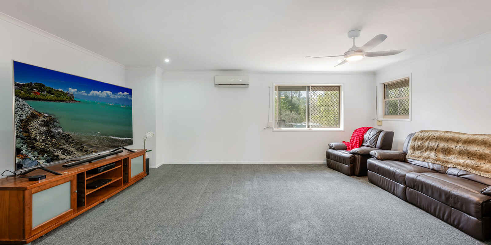 1 Narooma Drive Branyan