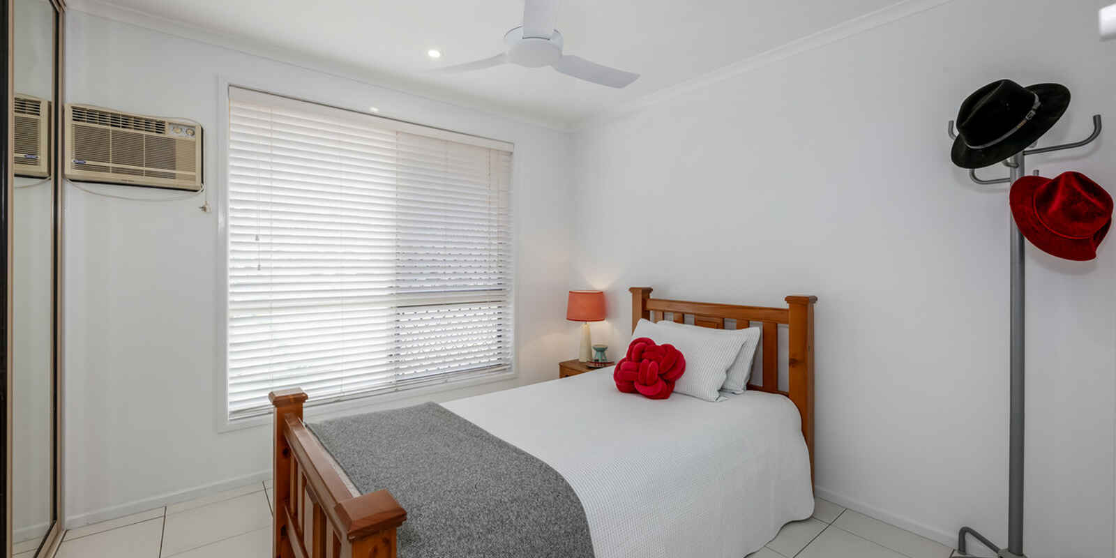 1 Narooma Drive Branyan