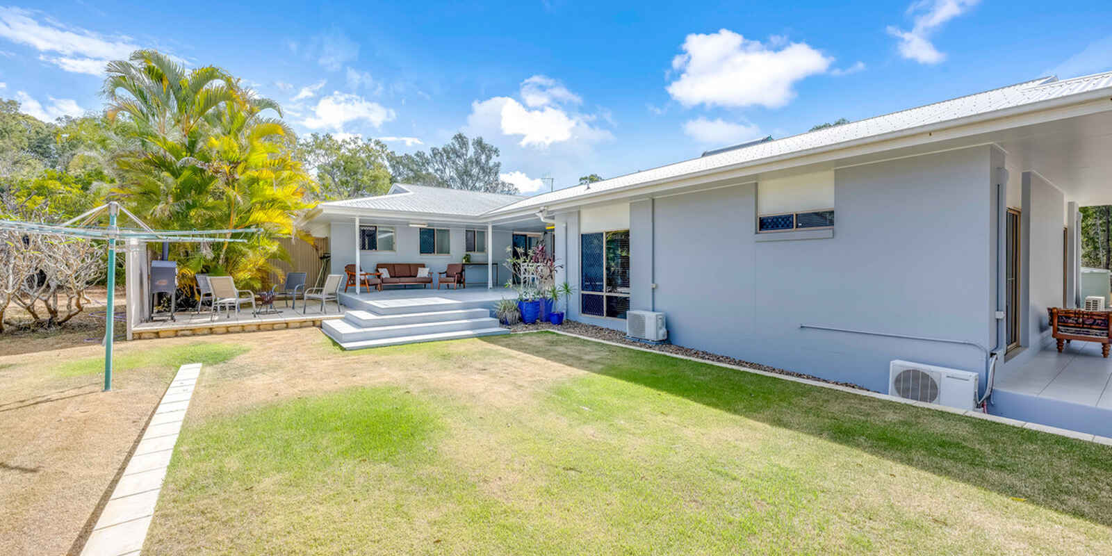 1 Narooma Drive Branyan