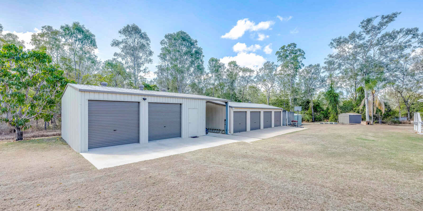 1 Narooma Drive Branyan